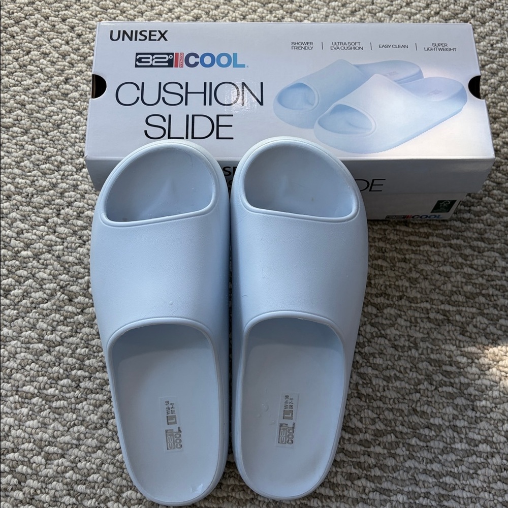 32 Degrees Light Blue Cushion Slide Slippers